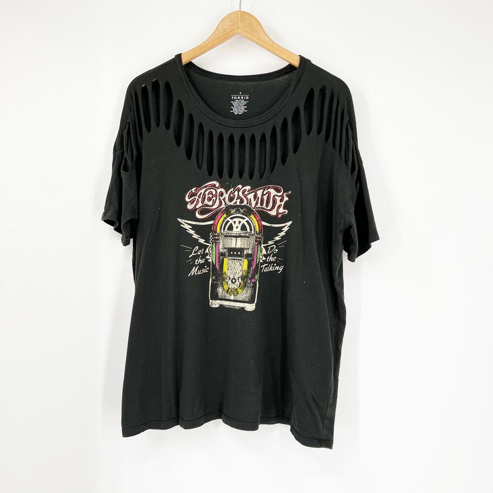 Torrid Aerosmith Slashed Band Graphic T-Shirt Size Large